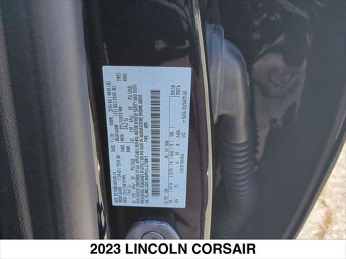 Certified 2023 Lincoln Corsair Reserve image 29