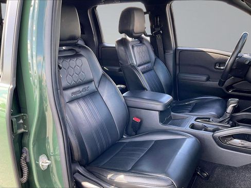 Certified 2022 Nissan Frontier PRO-4X w/ Pro-4X Premium Package AWD/4WD image 9