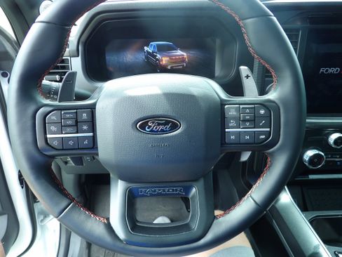 Used 2025 Ford F150 Raptor AWD/4WD image 16