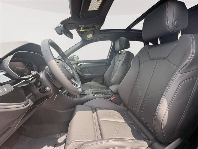 Certified 2025 Audi Q3 2.0T Premium AWD/4WD image 10