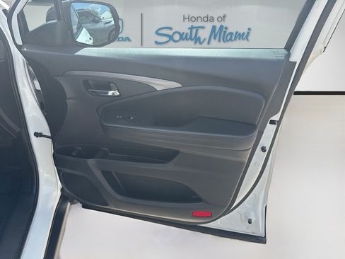 Certified 2021 Honda Pilot Special Edition image 33
