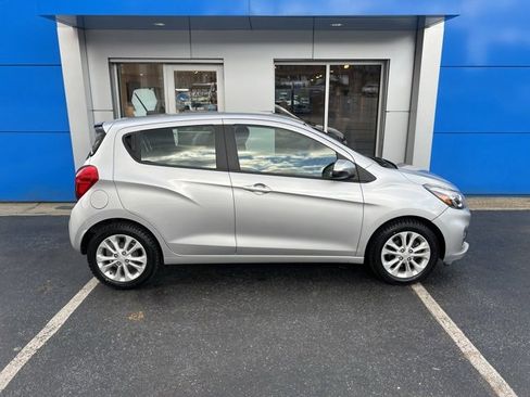 Used 2020 Chevrolet Spark LT image 4