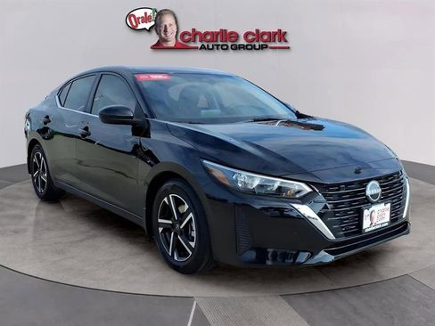 Used 2024 Nissan Sentra SV w/ All-Weather Package image 8