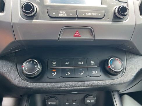 Used 2015 Kia Sportage LX FWD image 22