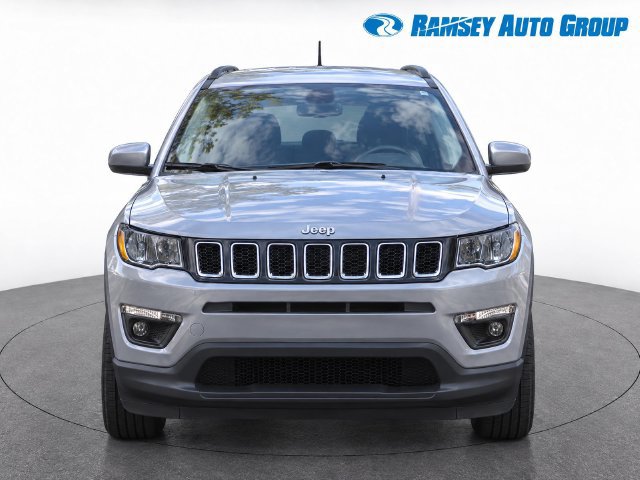 Used 2019 Jeep Compass Latitude w/ Popular Equipment Group AWD/4WD image 5