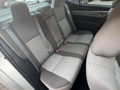 Used 2019 Toyota Corolla LE FWD image 18