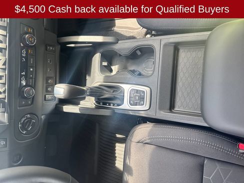 New 2026 Nissan Frontier SV w/ SV Convenience Package AWD/4WD image 28