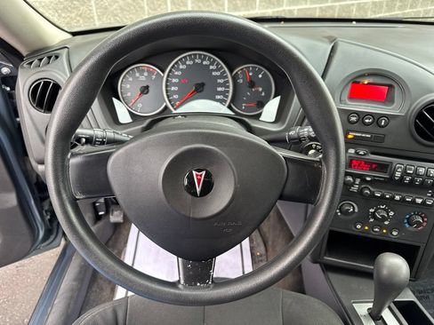Used 2006 Pontiac Grand Prix w/ Security Package FWD image 14