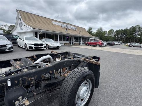 Used 2016 Ford F250 XL w/ Power Equipment Group AWD/4WD image 26