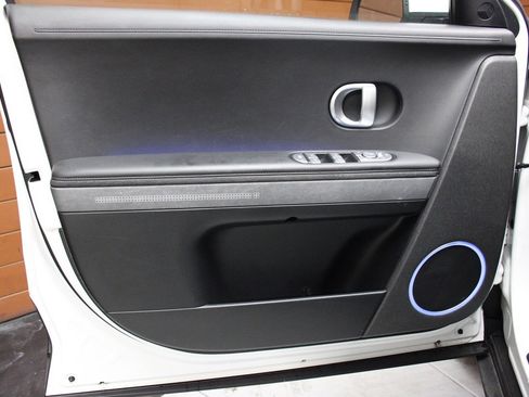 Used 2023 Hyundai Ioniq 5 SEL image 32