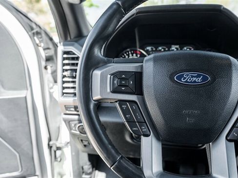Used 2020 Ford F150 Platinum w/ Equipment Group 701A Luxury AWD/4WD image 29