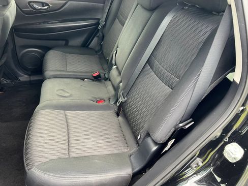 Used 2019 Nissan Rogue S w/ Special Edition Package AWD/4WD image 11