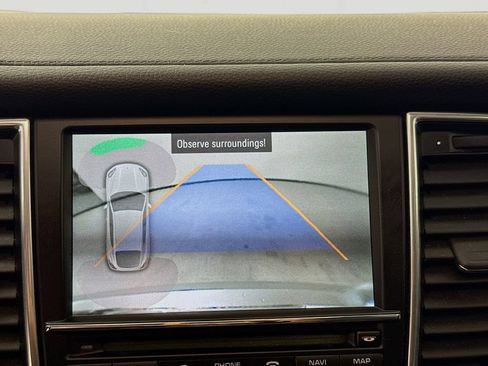 Used 2012 Porsche Panamera 4 image 16