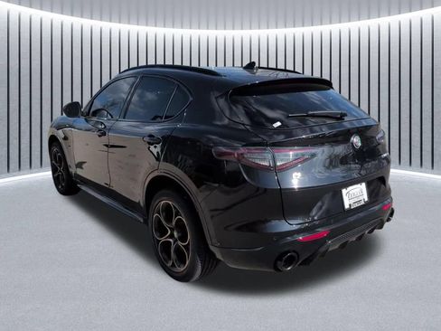 Used 2025 Alfa Romeo Stelvio Sprint AWD/4WD image 12