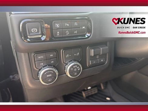 Used 2026 GMC Yukon AT4 Ultimate w/ LPO, Floor Liner Package AWD/4WD image 12