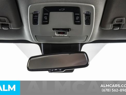 Used 2026 Toyota Sienna LE FWD image 53