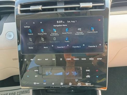Used 2024 Hyundai Tucson Limited AWD/4WD image 8