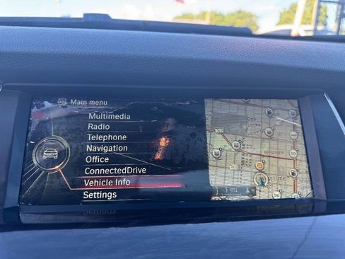 Used 2014 BMW 535i Gran Turismo image 10