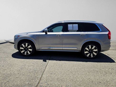 Used 2023 Volvo XC90 T8 Ultimate w/ Protection Package Premier AWD/4WD image 6