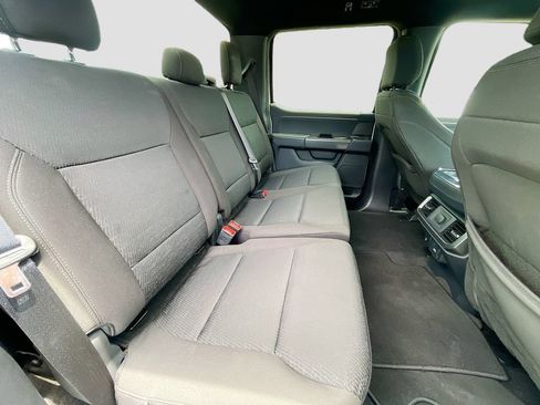 Used 2024 Ford F150 XLT w/ XLT Black Appearance Package RWD image 27