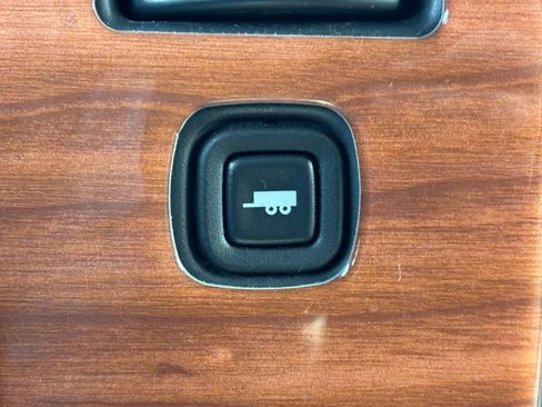 Used 2012 Chevrolet Express 2500 w/ Power Package image 60