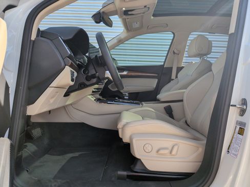 Certified 2024 Audi Q5 e Premium Plus w/ Premium Plus Package AWD/4WD image 16