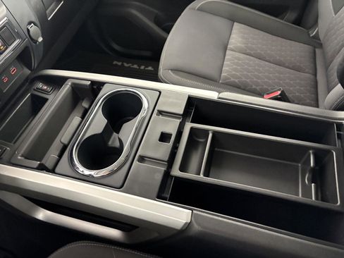 Used 2024 Nissan Titan SV w/ SV Convenience Package image 54