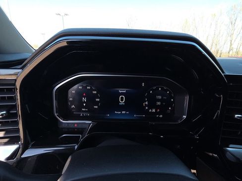 New 2026 Chevrolet Silverado 1500 LTZ w/ LTZ Premium Package AWD/4WD image 17
