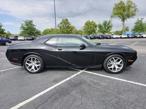 Used 2015 Dodge Challenger SXT Plus RWD image 18