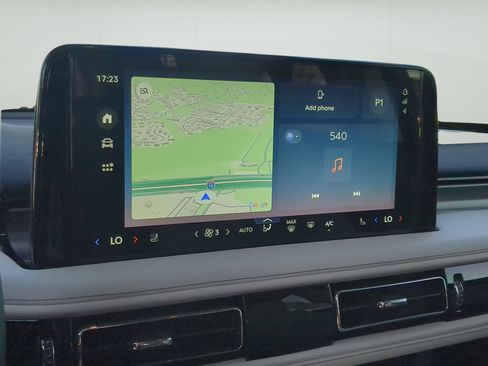 New 2026 Lincoln Aviator AWD image 15