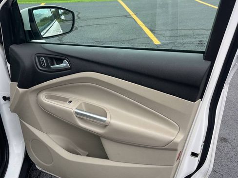 Used 2014 Ford Escape SE w/ Equipment Group 201A AWD/4WD image 20