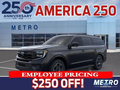 New 2026 Ford Expedition Active AWD/4WD image 2