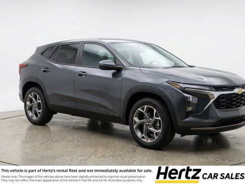 Used 2025 Chevrolet Trax LT w/ LT Convenience Package image 1