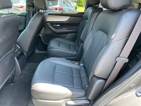 Certified 2024 MAZDA CX-90 3.3 Turbo w/ Preferred Plus AWD/4WD image 8