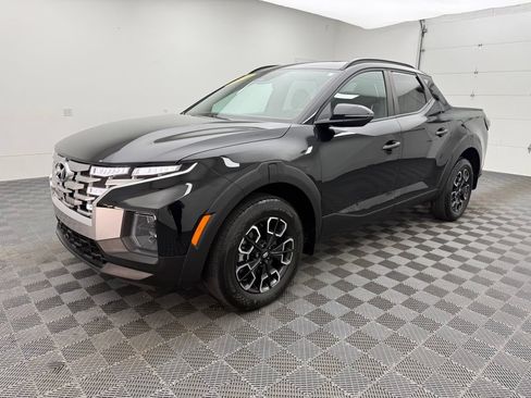 Used 2024 Hyundai Santa Cruz SEL w/ Activity Package AWD/4WD image 2