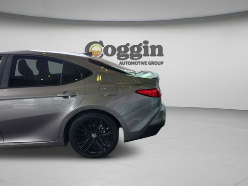 Certified 2025 Toyota Camry SE image 30