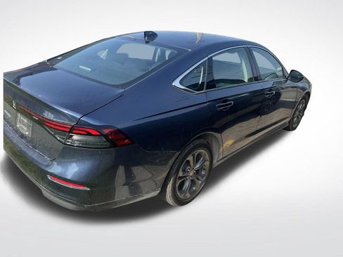 Used 2023 Honda Accord EX image 9