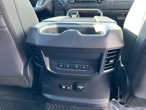 Used 2025 Toyota Tundra Platinum image 17