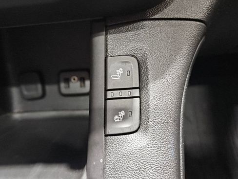 Used 2019 GMC Acadia SLT w/ Black Edition image 27