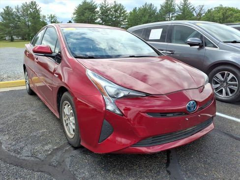 Used 2017 Toyota Prius Four FWD image 10