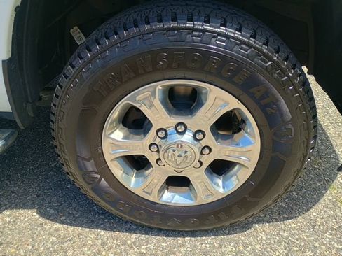 Used 2024 RAM 2500 Big Horn AWD/4WD image 10