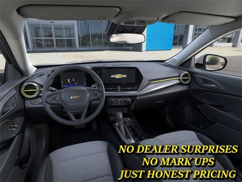 New 2026 Chevrolet Trax LT image 15