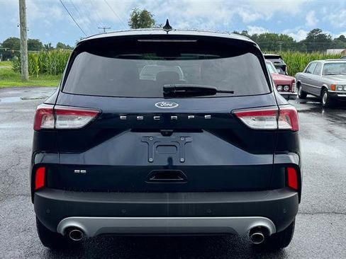 Used 2021 Ford Escape SE w/ Cold Weather Package FWD image 10