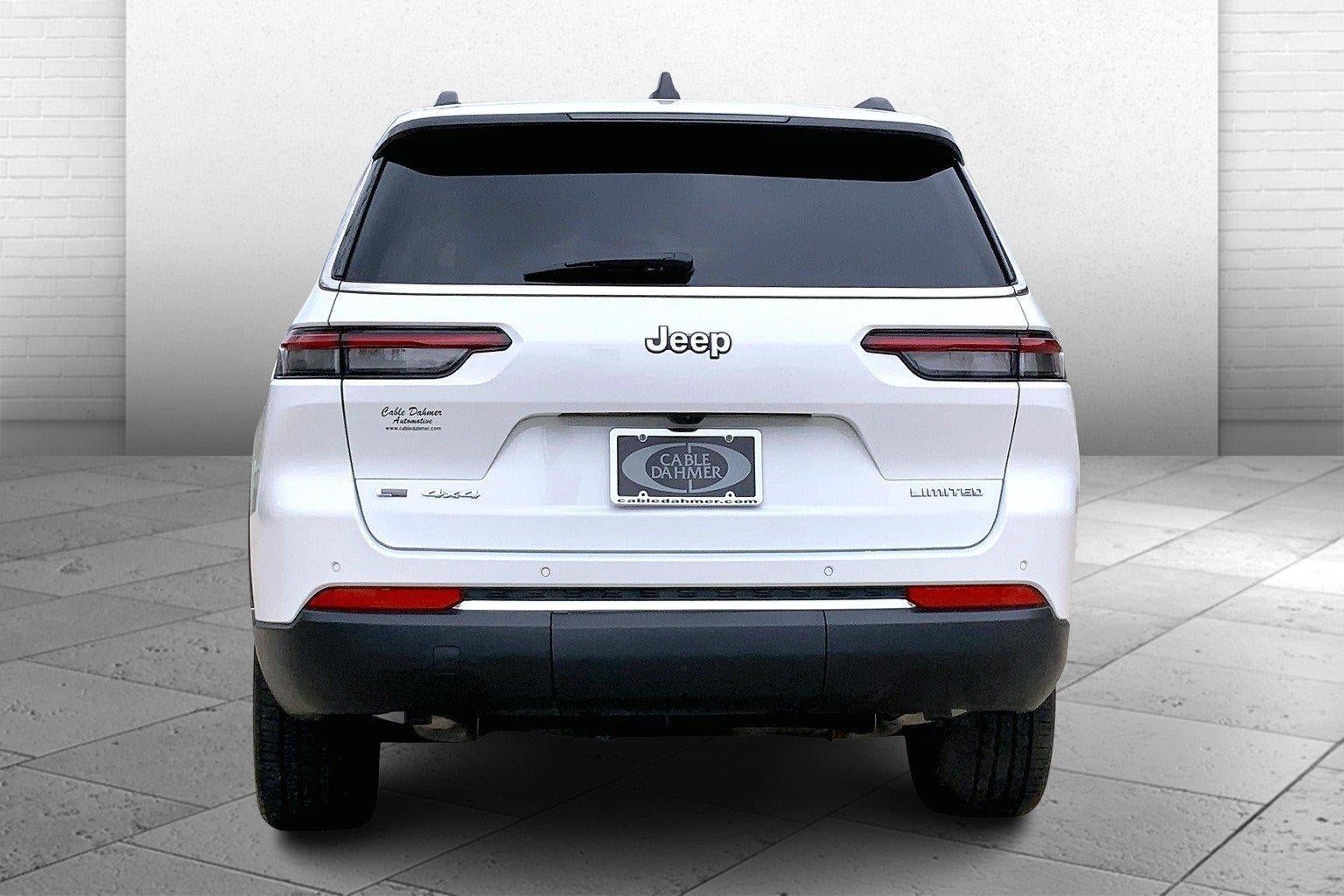 Used 2021 Jeep Grand Cherokee L Limited AWD/4WD image 3