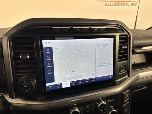 Used 2022 Ford F150 Lariat w/ Max Trailer Tow Package image 18