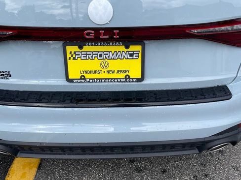 New 2026 Volkswagen Jetta GLI Autobahn FWD image 15