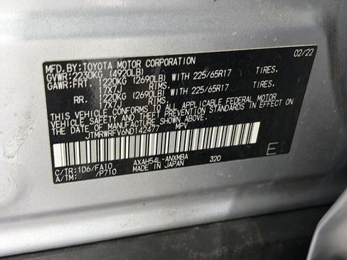 Used 2022 Toyota RAV4 XLE image 9