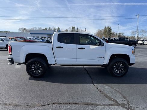 Used 2021 GMC Canyon AT4 w/ Trailering Package image 9