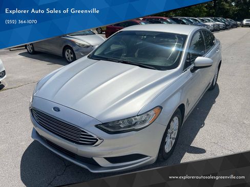 Used 2017 Ford Fusion S FWD image 1