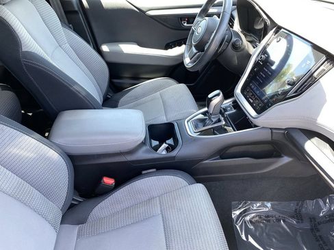 Used 2023 Subaru Outback Premium AWD/4WD image 10